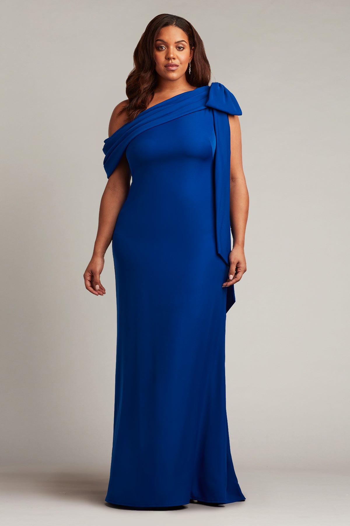 Cassia Bow-Shoulder Crepe Gown - PLUS SIZE