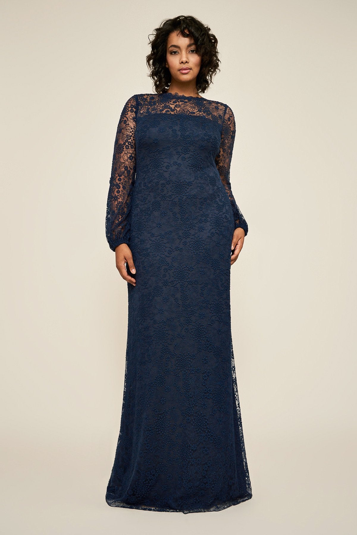 Neriah Long-Sleeve Lace Gown - PLUS SIZE